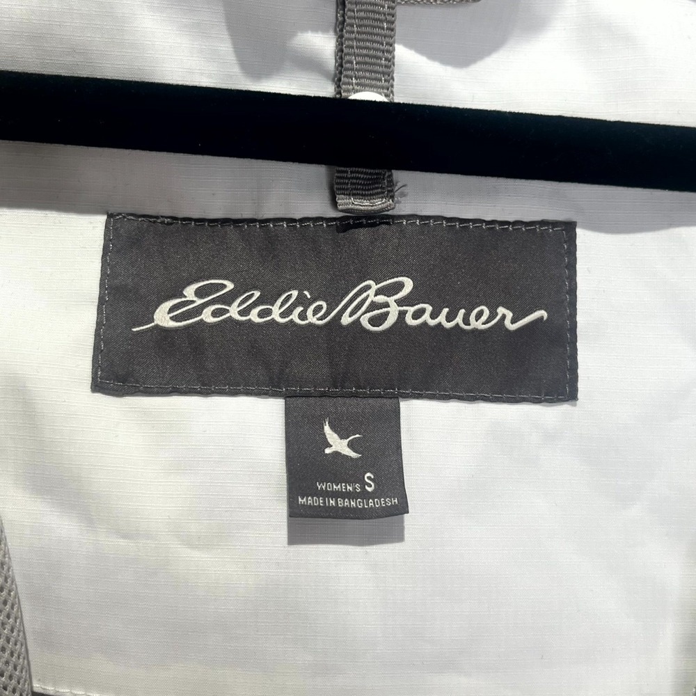 Eddie‎ Bauer Weatheredge Rain Jacket Womens S White Gray Mesh Lined Waterproof - Picture 3 of 16